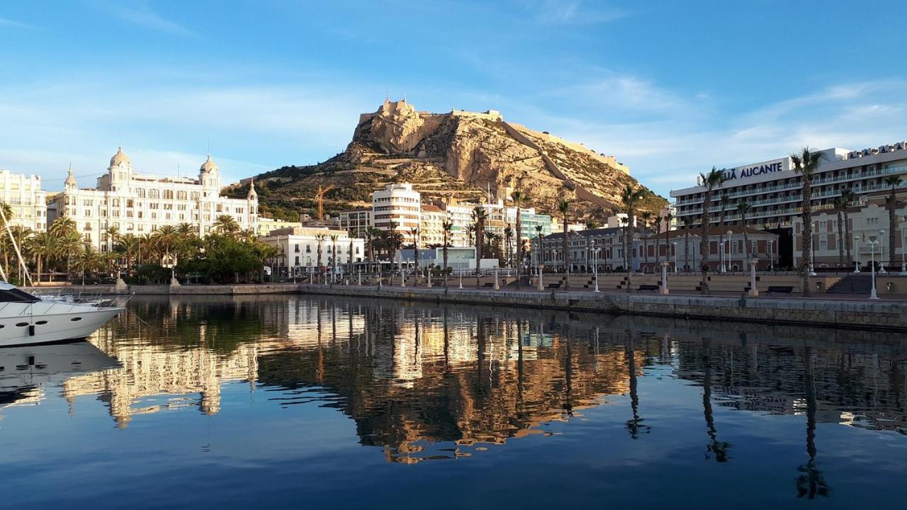 Apartment En Alicante La Casa Azul *